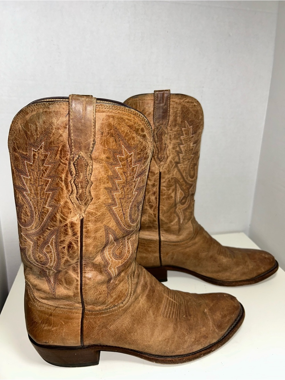 Lucchese Lewis M1008 R4 Tan Leather Pull On Western Cowboy Boot